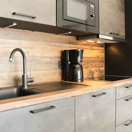Lägenhet Marvel-apartment - Fuer Freunde & Familien, Stadtnah, Parkplatz, E-ladestation, Gitterbox Fuer Fahrraeder, Fitnessstudio, Digitale Gaestemappe Mit Restaurant- Und Unternehmenstipps *