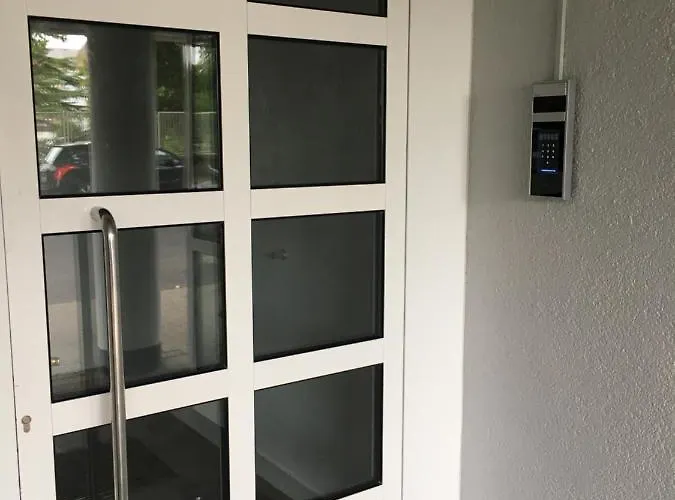 Marvel-apartment - Fuer Freunde & Familien, Stadtnah, Parkplatz, E-ladestation, Gitterbox Fuer Fahrraeder, Fitnessstudio, Digitale Gaestemappe Mit Restaurant- Und Unternehmenstipps * Koblenz (Rhineland-Palatinate)