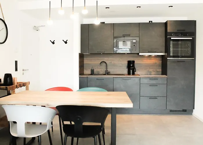 Appartement Marvel-apartment - Fuer Freunde & Familien, Stadtnah, Parkplatz, E-ladestation, Gitterbox Fuer Fahrraeder, Fitnessstudio, Digitale Gaestemappe Mit Restaurant- Und Unternehmenstipps *